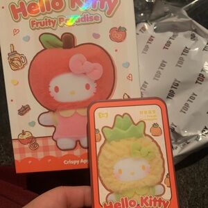 Hello Kitty Fruity Paradise Figure